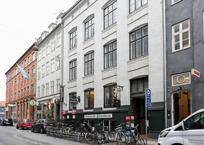 Sanders Arrow - Chic Three-Bedroom Apartment In The Middle Of Copenhagen